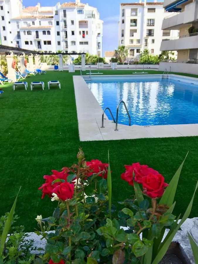 Luxury Apartments In Puerto Banus Μαρμπέλλα