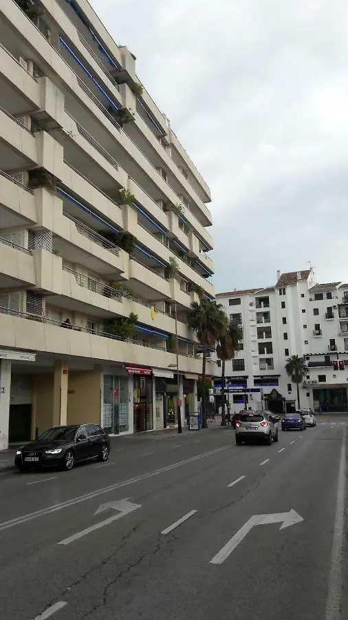 Luxury Apartments In Puerto Banus Μαρμπέλλα